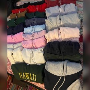 Brandy Melville Collection “Hoodie Edition”